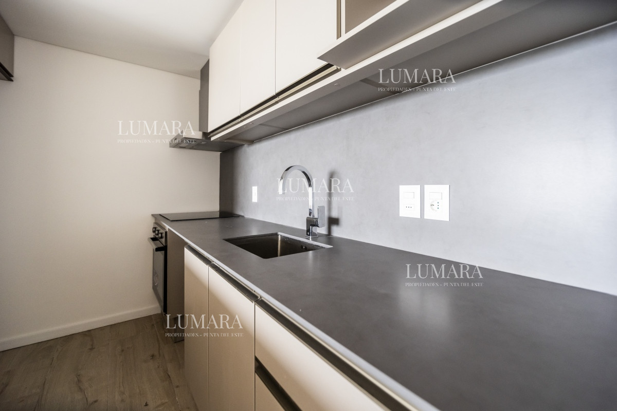 Apartamento ID.262 - Parada 39 Playa Mansa de  Punta del Este 2 Dorm. ap 103 