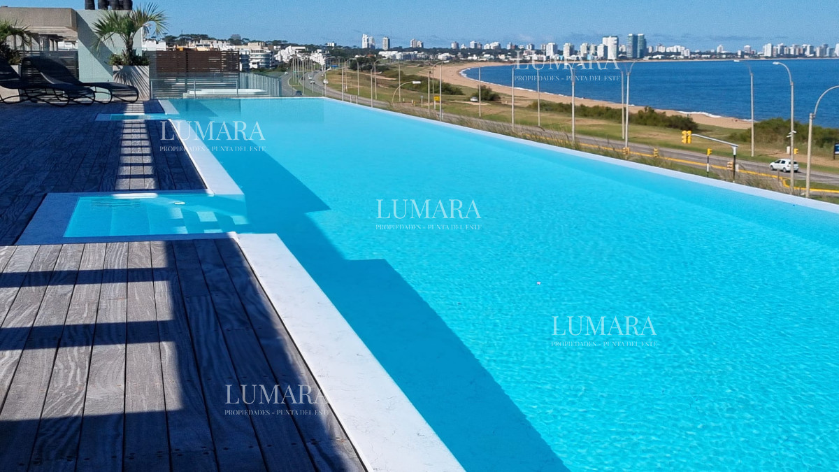 Apartamento ID.261 - Vendo Apartamento 104,  Dormitorios 2 ,Banos 2 Primera linea Playa Mansa, Punta del este