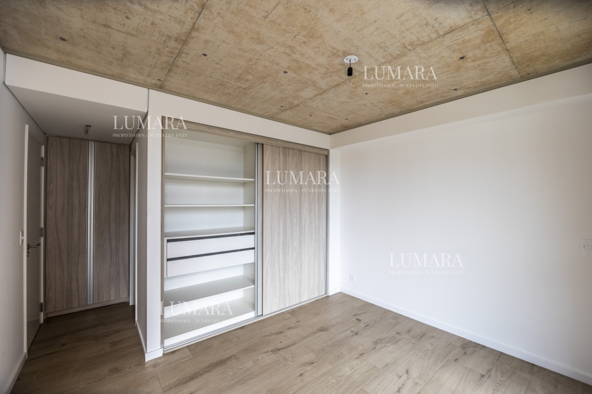 Apartamento ID.262 - Parada 39 Playa Mansa de  Punta del Este 2 Dorm. ap 103 