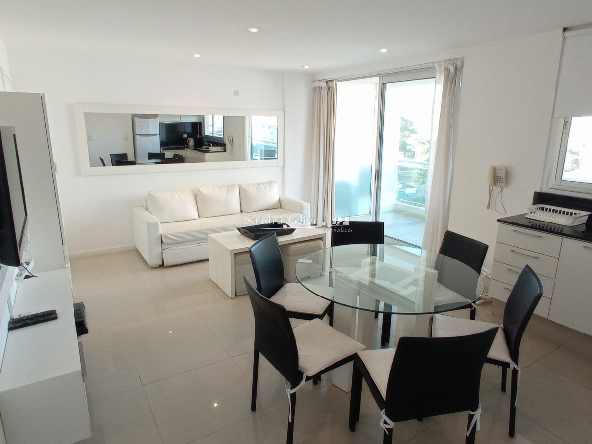 Apartamento ID.3319 - AIDY GRILL VENTA SOBRE AV CHIVERTA