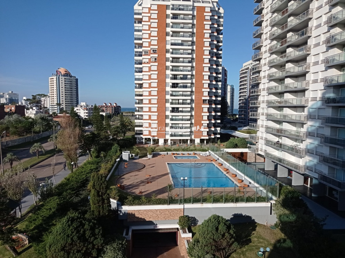Apartamento ID.3319 - AIDY GRILL VENTA SOBRE AV CHIVERTA