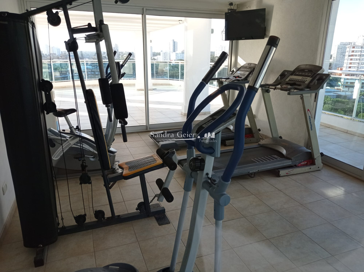 Apartamento ID.3319 - AIDY GRILL VENTA SOBRE AV CHIVERTA