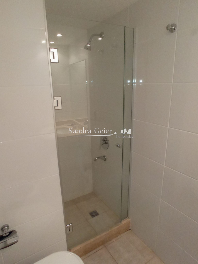 Apartamento ID.3319 - AIDY GRILL VENTA SOBRE AV CHIVERTA