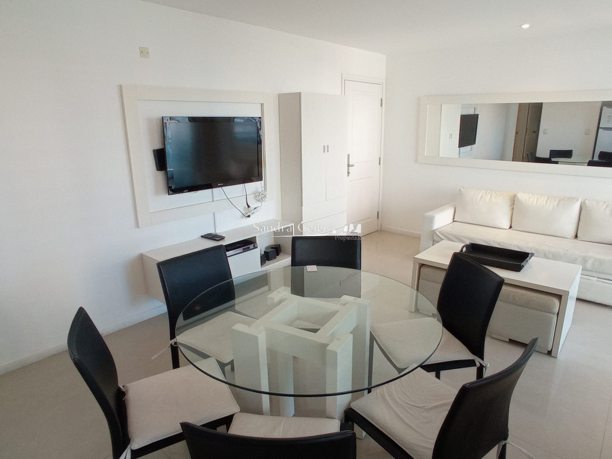 Apartamento ID.3319 - AIDY GRILL VENTA SOBRE AV CHIVERTA