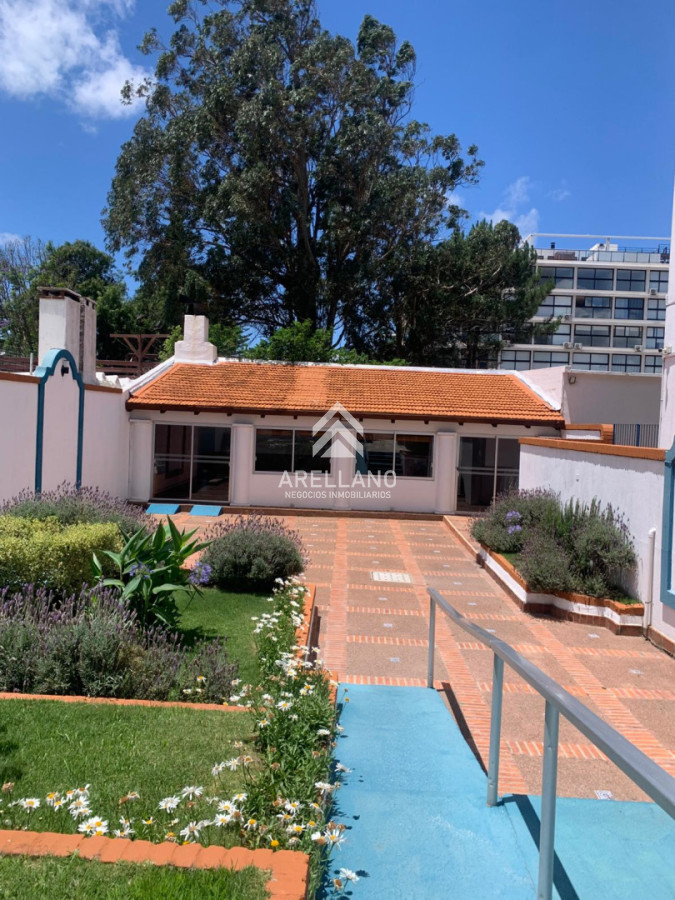 Apartamento ID.5335 - 3 dormitorios, vista al mar