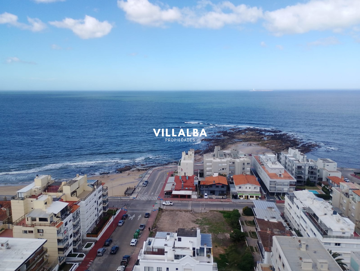 Apartamento ID.4033 - AMPLIO Y LUMINOSO APARTAMENTO EN VENTA 