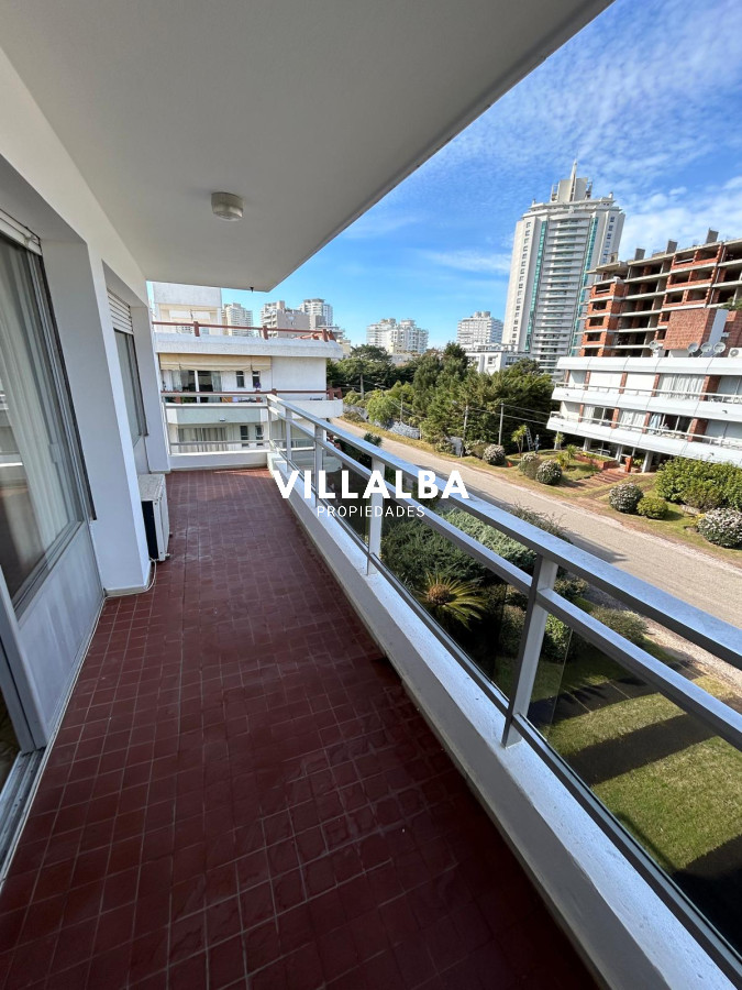 Apartamento ID.4040 - Apartamento en venta, edificio ventosela 