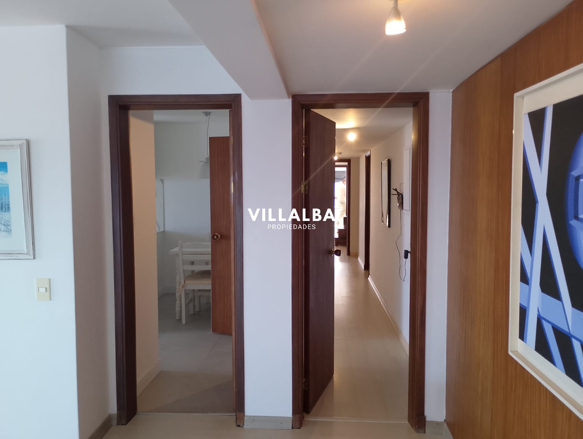 Apartamento ID.4033 - AMPLIO Y LUMINOSO APARTAMENTO EN VENTA 