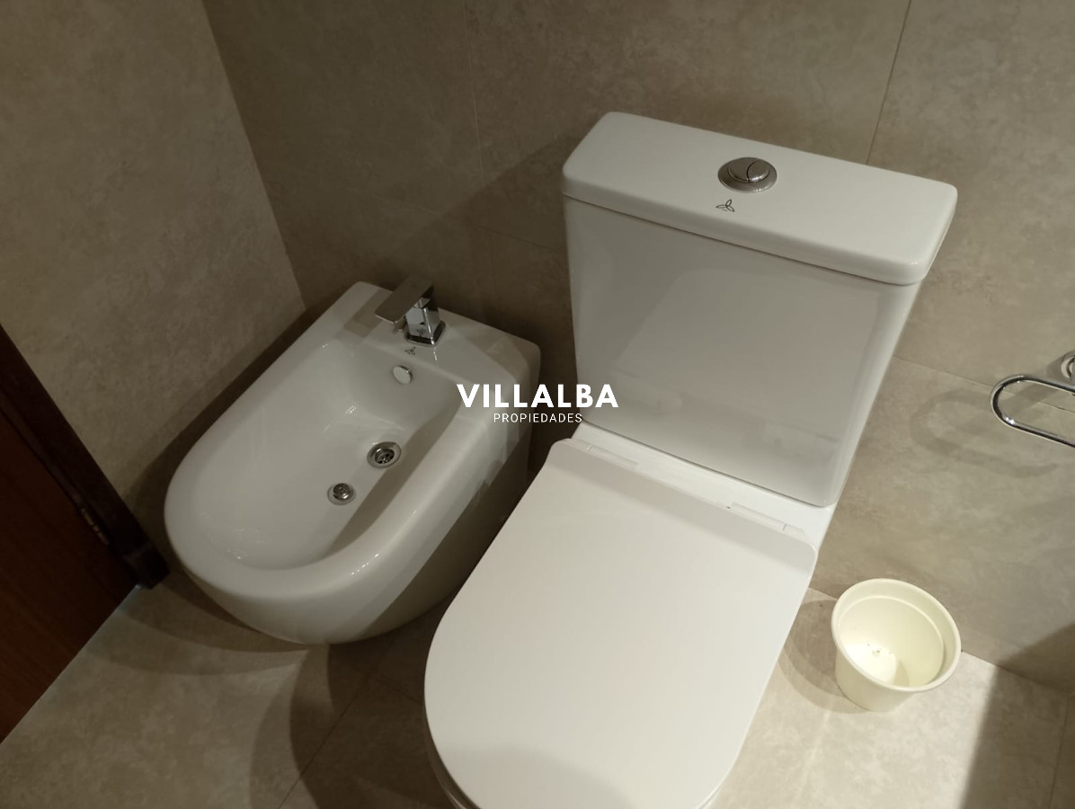 Apartamento ID.4033 - AMPLIO Y LUMINOSO APARTAMENTO EN VENTA 