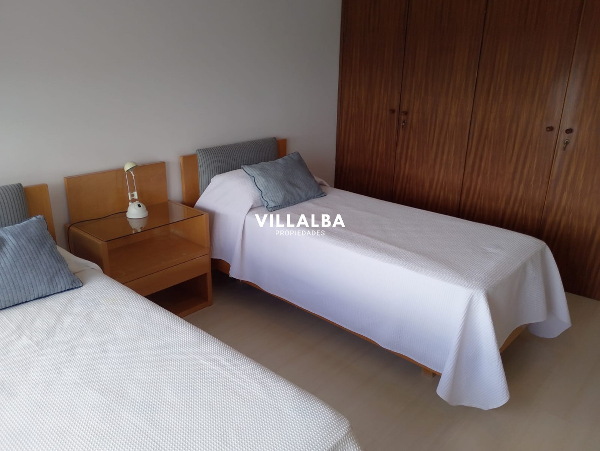 Apartamento ID.4033 - AMPLIO Y LUMINOSO APARTAMENTO EN VENTA 