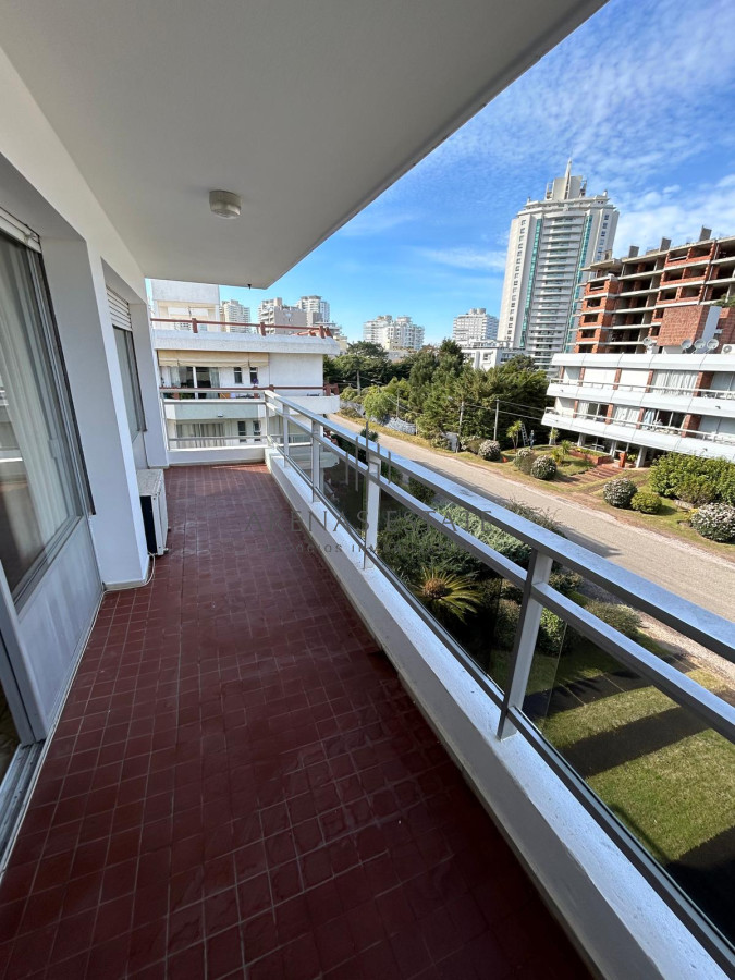 Apartamento ID.4304 - Apartamento en venta, edificio ventosela 