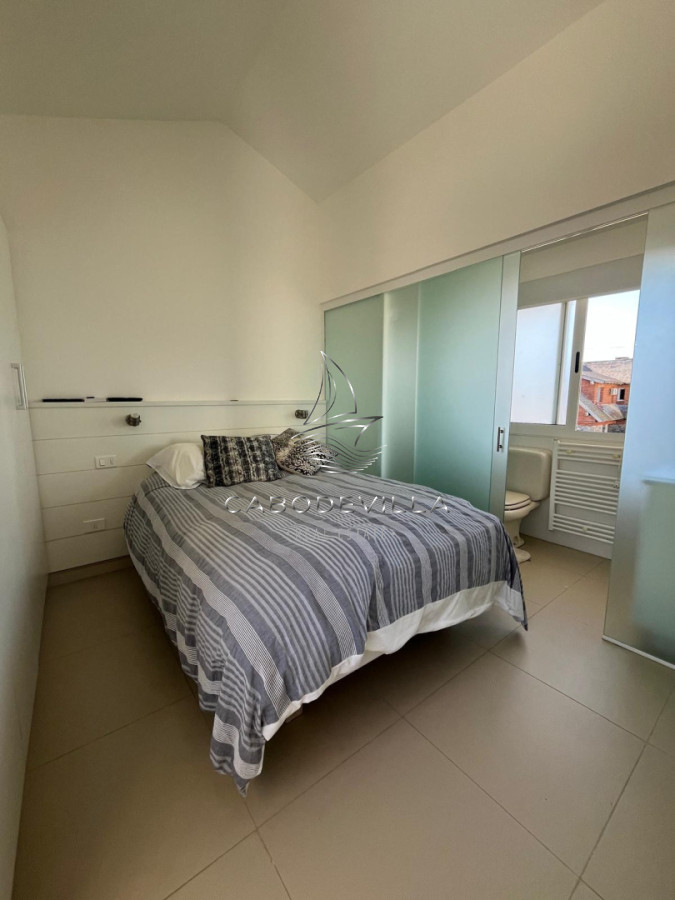 Casa ID.994 - GRAN CASA EN VENTA, PRIMERA LÍNEA