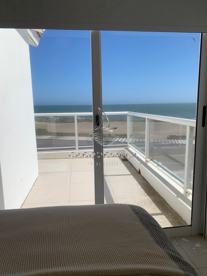 Casa ID.994 - GRAN CASA EN VENTA, PRIMERA LÍNEA