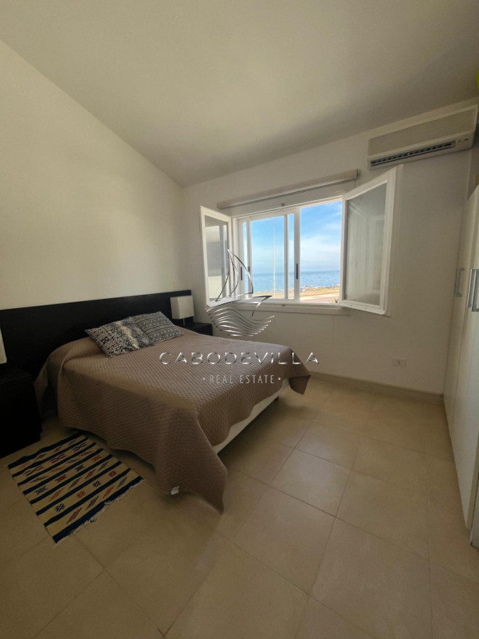 Casa ID.994 - GRAN CASA EN VENTA, PRIMERA LÍNEA