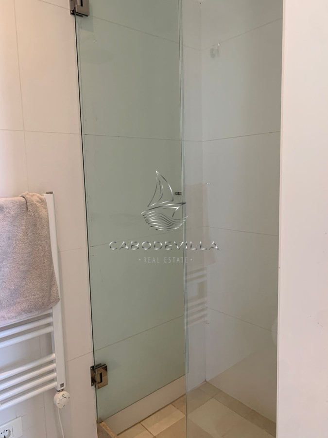 Casa ID.994 - GRAN CASA EN VENTA, PRIMERA LÍNEA