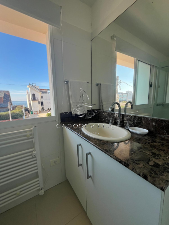 Casa ID.994 - GRAN CASA EN VENTA, PRIMERA LÍNEA