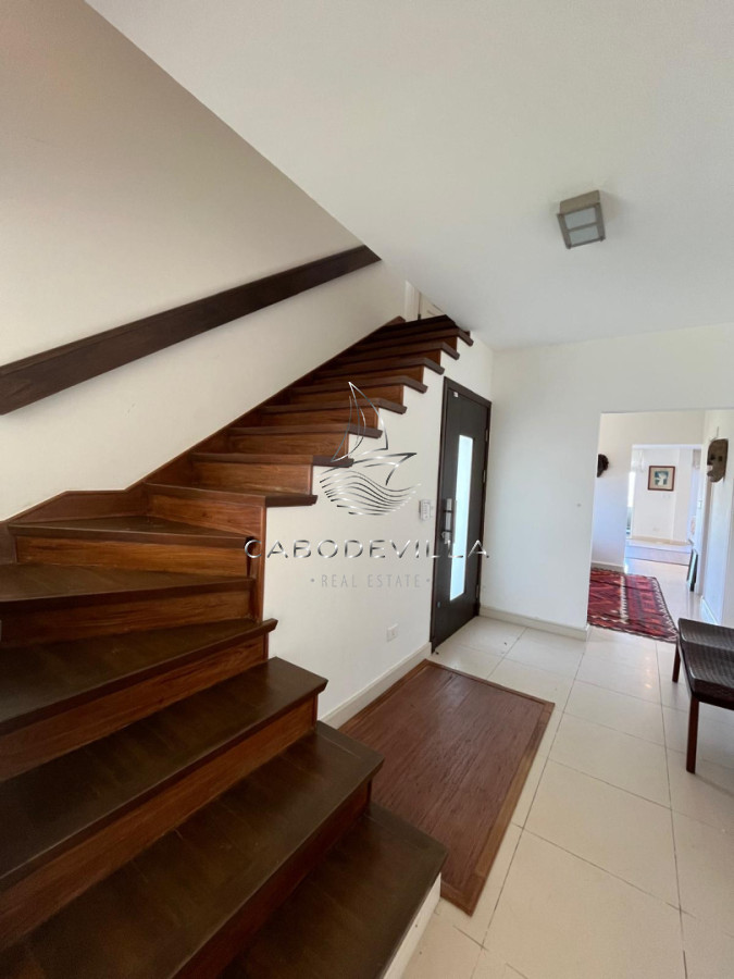 Casa ID.994 - GRAN CASA EN VENTA, PRIMERA LÍNEA