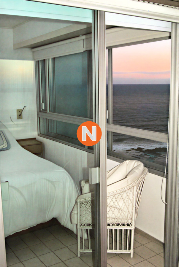 Apartamento Ref.225092 - APARTAMENTO EN VENTA EN TORRE VAN GOGH - PISO ALTO - PENÍNSULA 