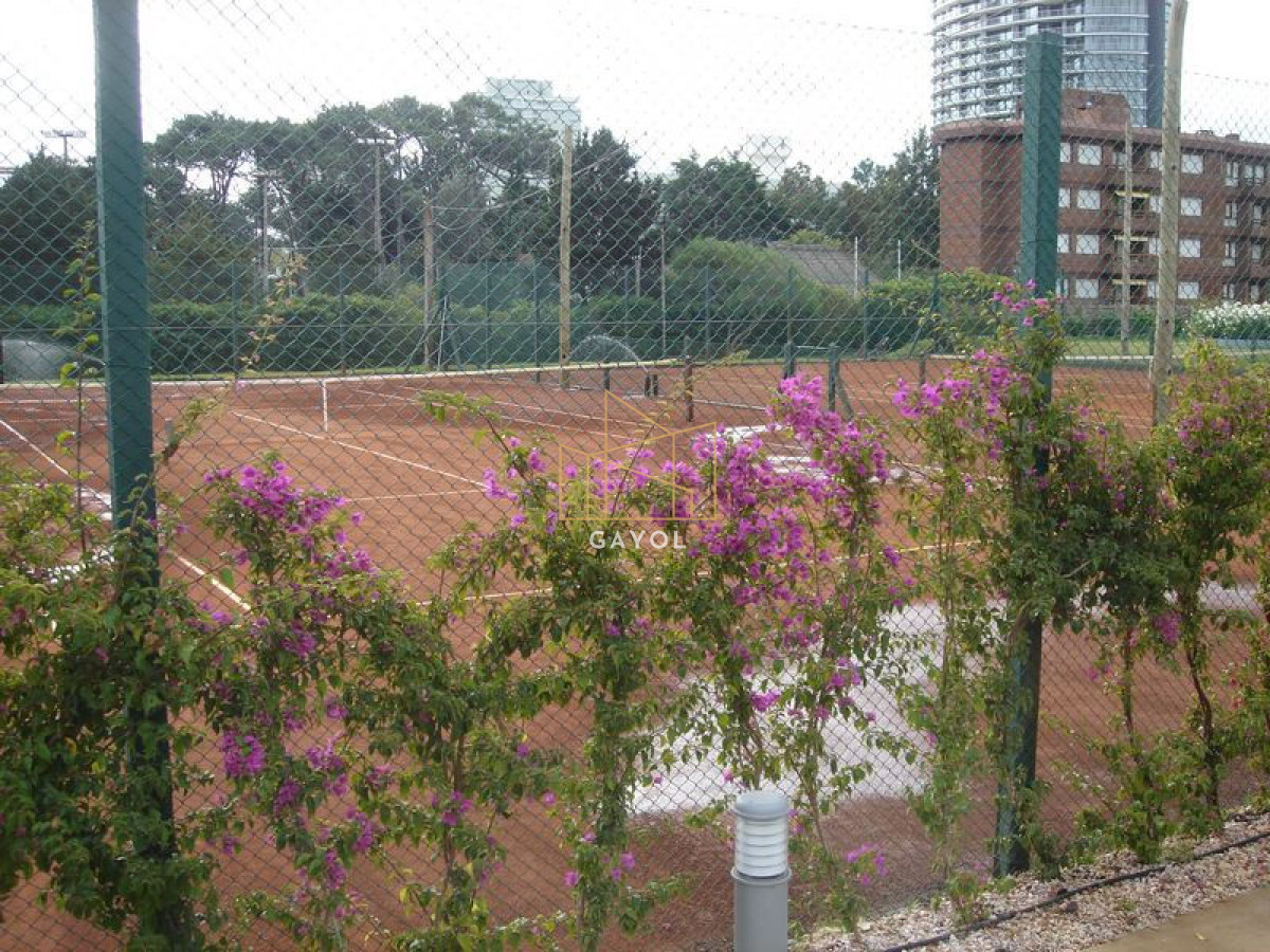 Apartamento ID.849 - alquiler y venta en punta del este