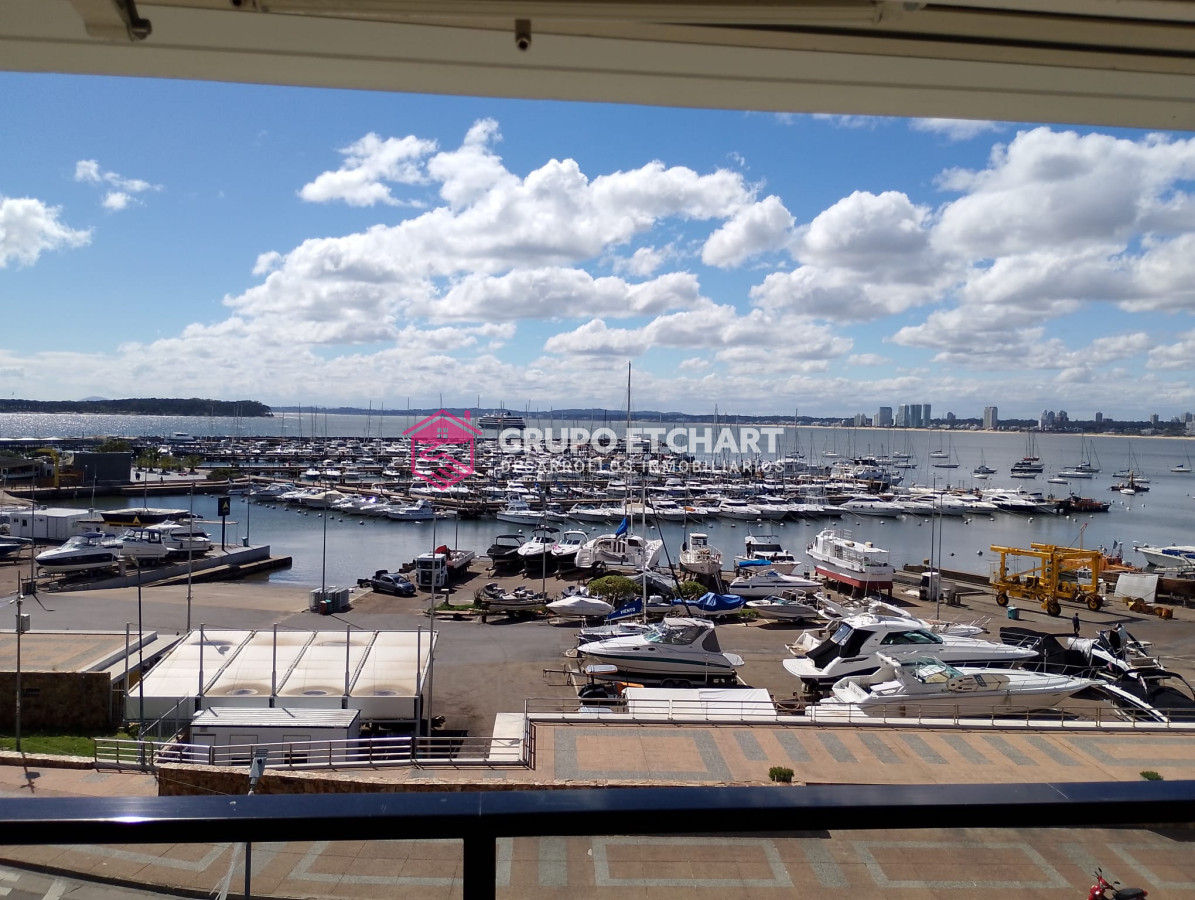 Apartamento ID.203 - Impresionante piso frente al Puerto 