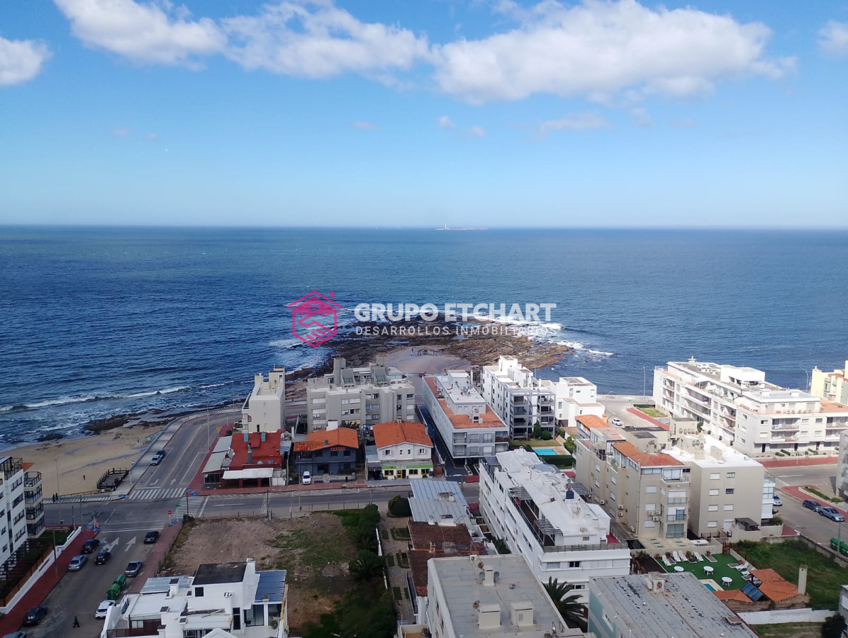 Apartamento ID.205 - AMPLIO Y LUMINOSO APARTAMENTO EN VENTA 