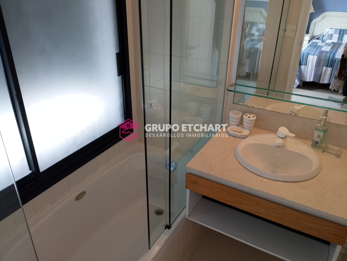 Apartamento ID.203 - Impresionante piso frente al Puerto 