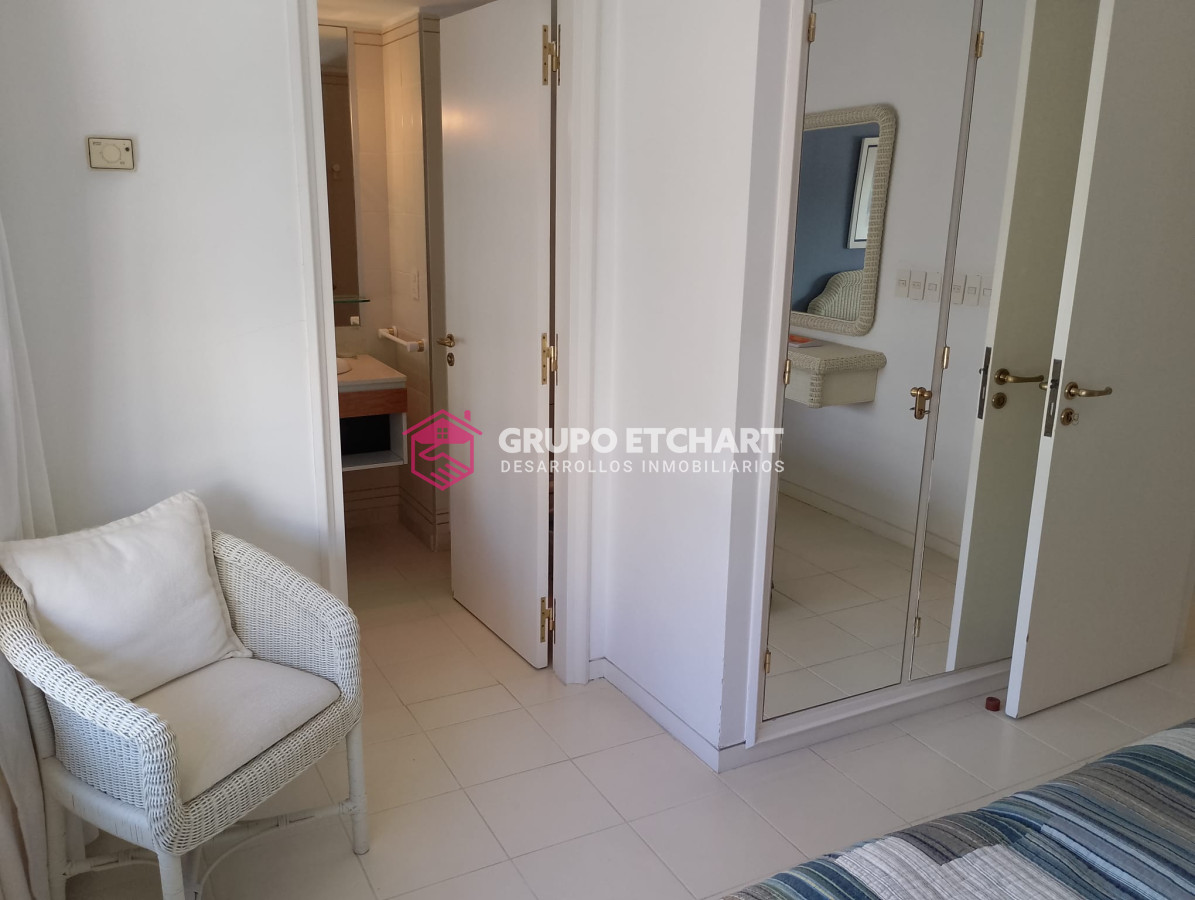 Apartamento ID.203 - Impresionante piso frente al Puerto 
