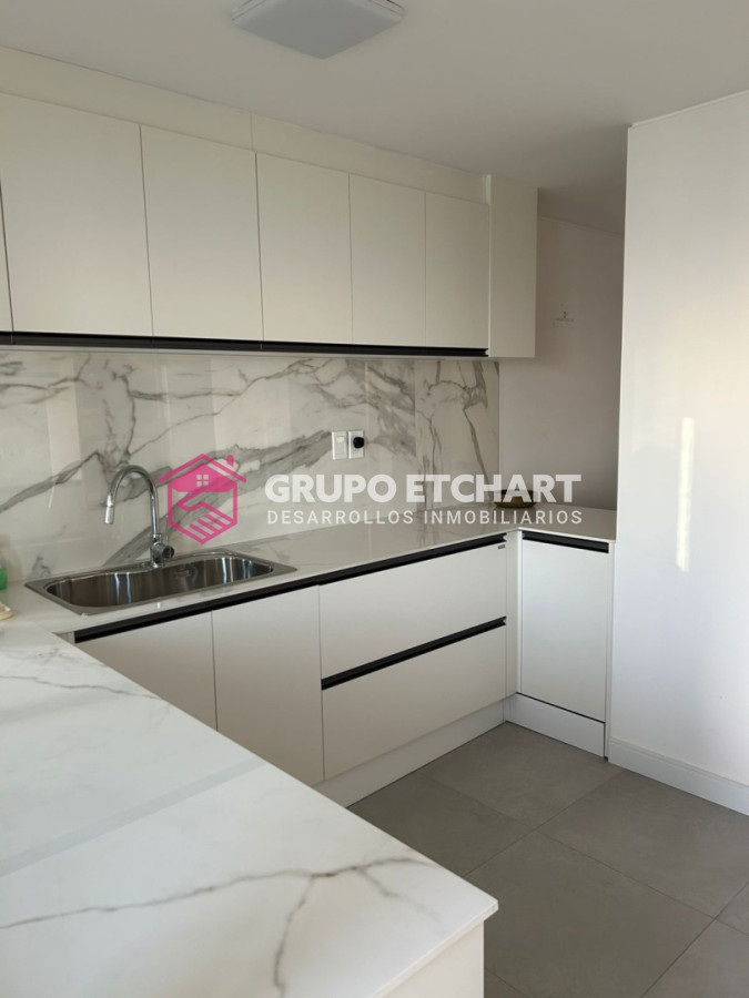 Apartamento ID.205 - AMPLIO Y LUMINOSO APARTAMENTO EN VENTA 