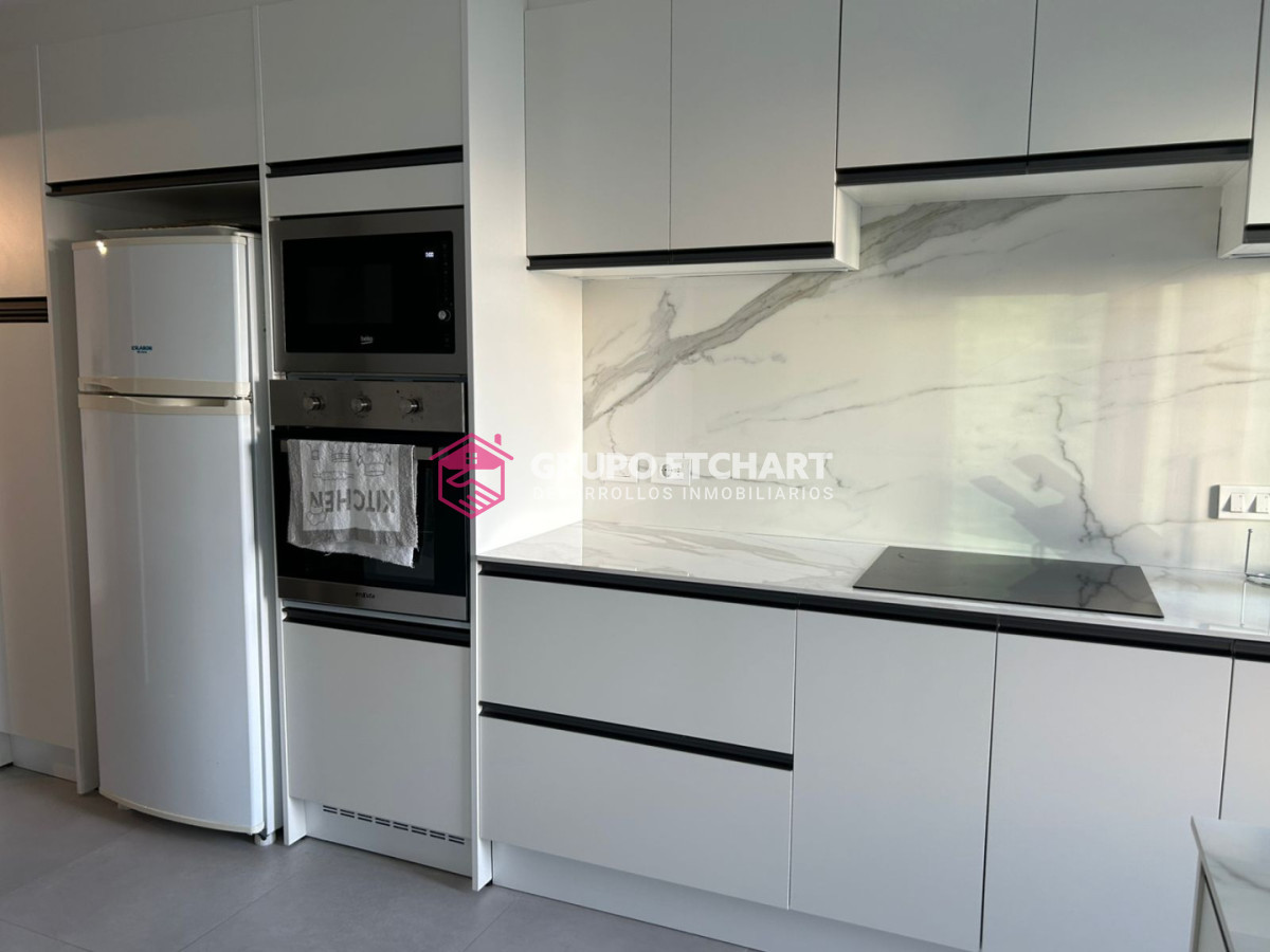 Apartamento ID.205 - AMPLIO Y LUMINOSO APARTAMENTO EN VENTA 