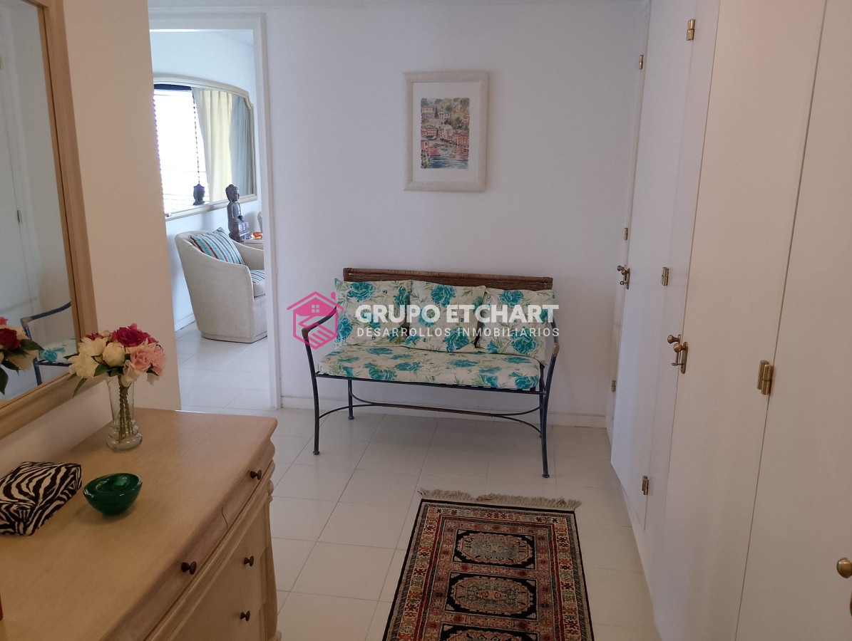 Apartamento ID.203 - Impresionante piso frente al Puerto 