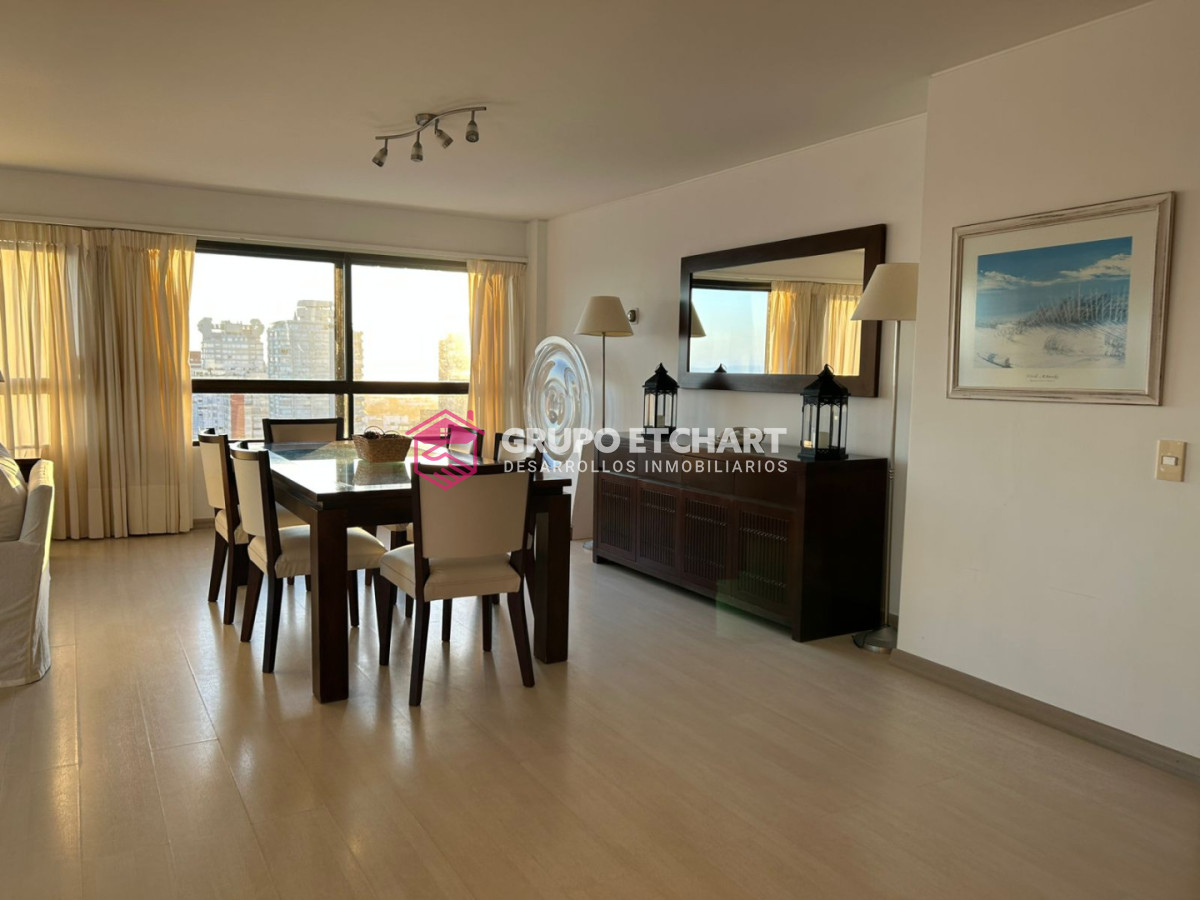 Apartamento ID.205 - AMPLIO Y LUMINOSO APARTAMENTO EN VENTA 