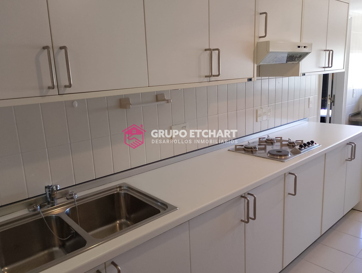 Apartamento ID.203 - Impresionante piso frente al Puerto 