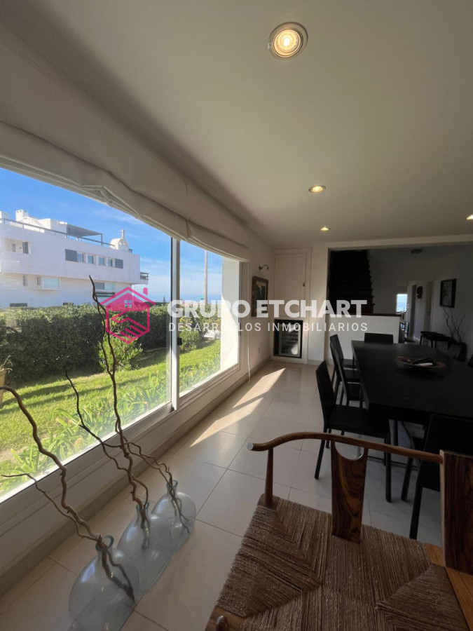 Casa ID.208 - CASA EN VENTA, PRIMERA LÍNEA PUNTA DEL ESTE