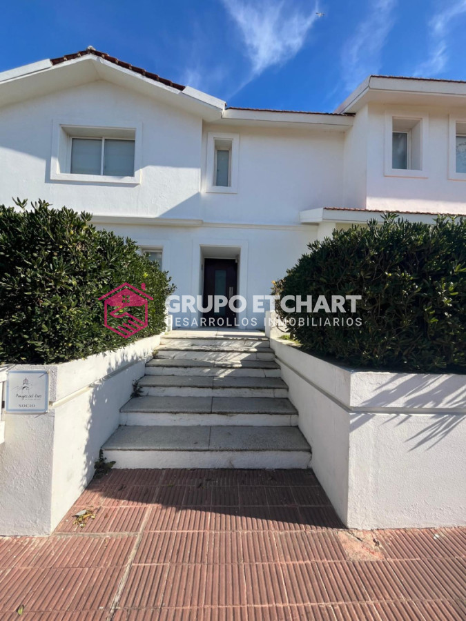 Casa ID.208 - CASA EN VENTA, PRIMERA LÍNEA PUNTA DEL ESTE