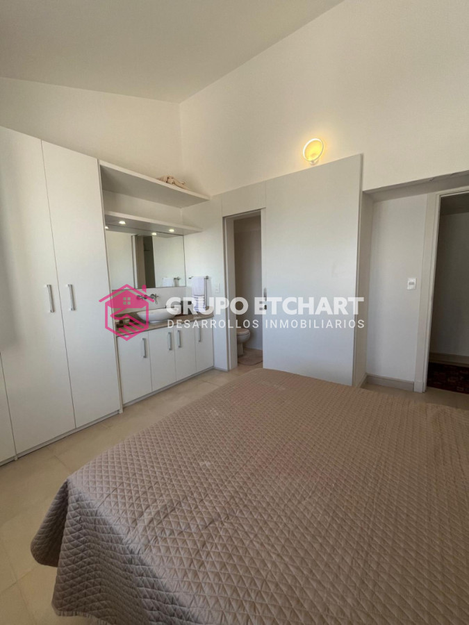 Casa ID.208 - CASA EN VENTA, PRIMERA LÍNEA PUNTA DEL ESTE