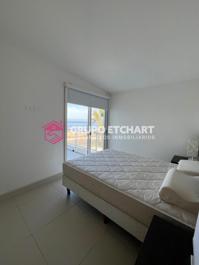 Casa ID.208 - CASA EN VENTA, PRIMERA LÍNEA PUNTA DEL ESTE