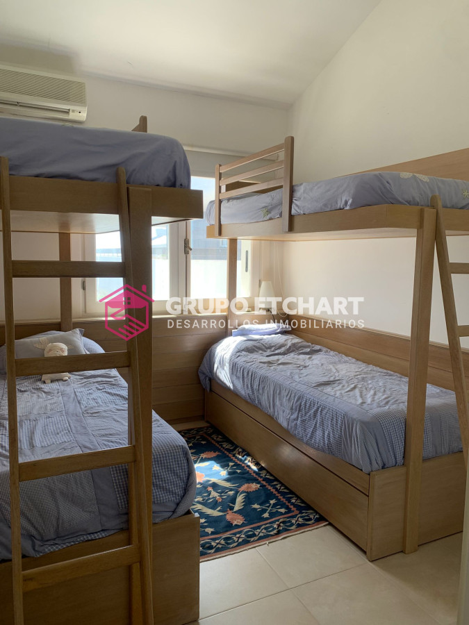 Casa ID.208 - CASA EN VENTA, PRIMERA LÍNEA PUNTA DEL ESTE