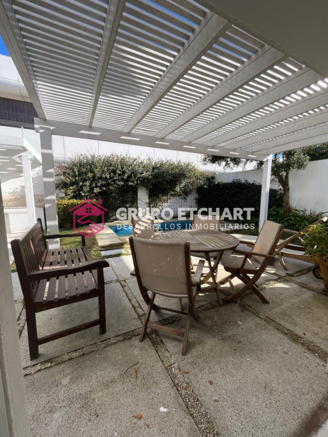 Casa ID.208 - CASA EN VENTA, PRIMERA LÍNEA PUNTA DEL ESTE