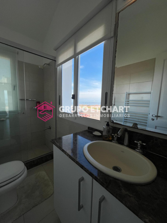 Casa ID.208 - CASA EN VENTA, PRIMERA LÍNEA PUNTA DEL ESTE