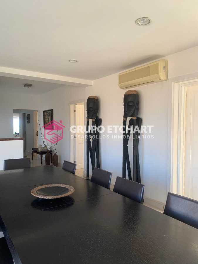 Casa ID.208 - CASA EN VENTA, PRIMERA LÍNEA PUNTA DEL ESTE