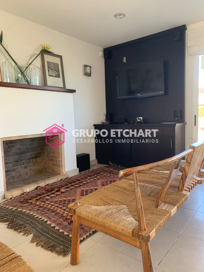 Casa ID.208 - CASA EN VENTA, PRIMERA LÍNEA PUNTA DEL ESTE