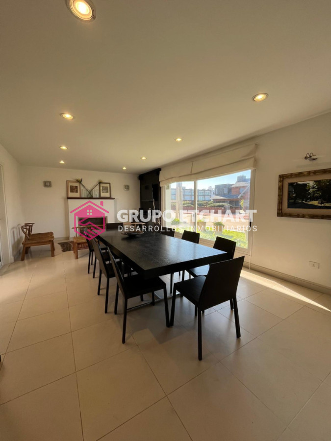 Casa ID.208 - CASA EN VENTA, PRIMERA LÍNEA PUNTA DEL ESTE