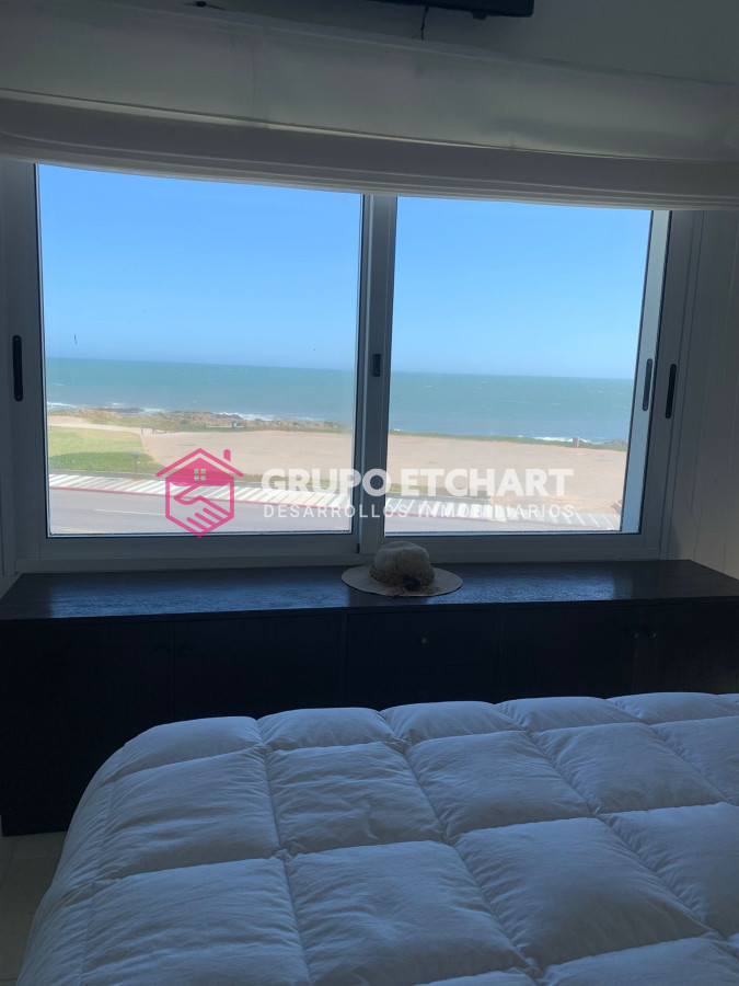 Casa ID.208 - CASA EN VENTA, PRIMERA LÍNEA PUNTA DEL ESTE