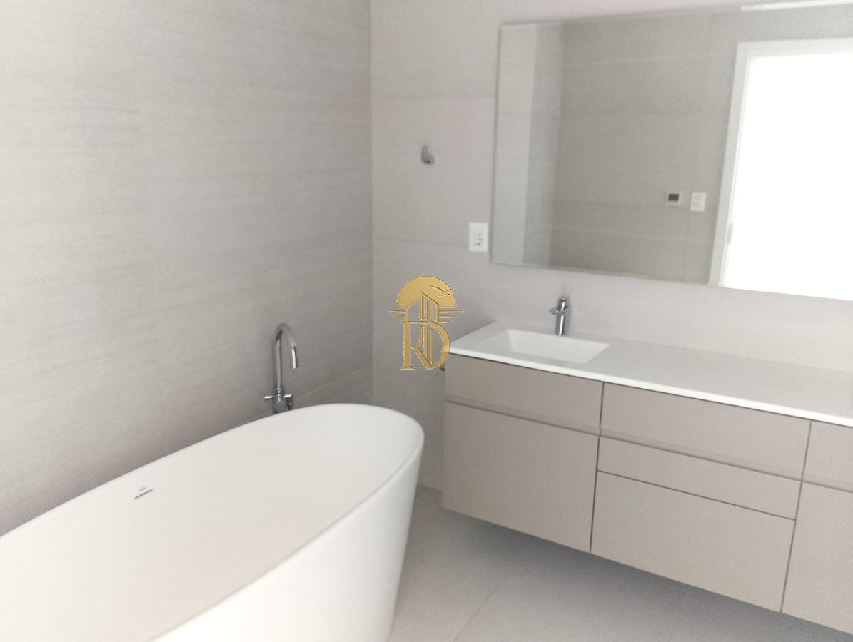 Espectacular  apartamento a estrenar!! -id-529-21