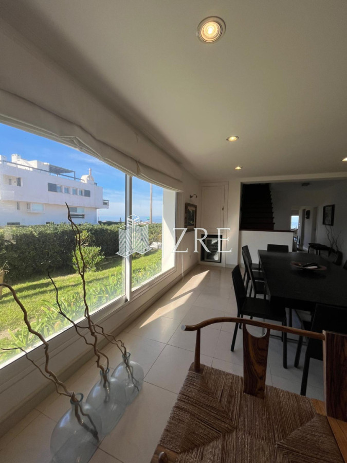 Casa ID.1134 - GRAN CASA EN VENTA, PRIMERA LÍNEA