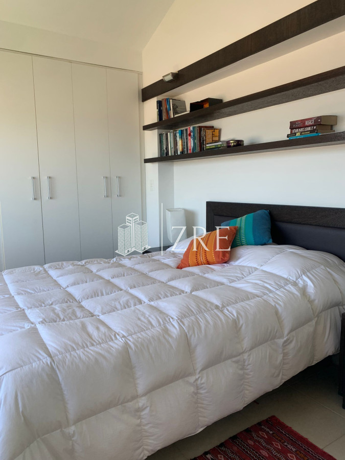 Casa ID.1134 - GRAN CASA EN VENTA, PRIMERA LÍNEA