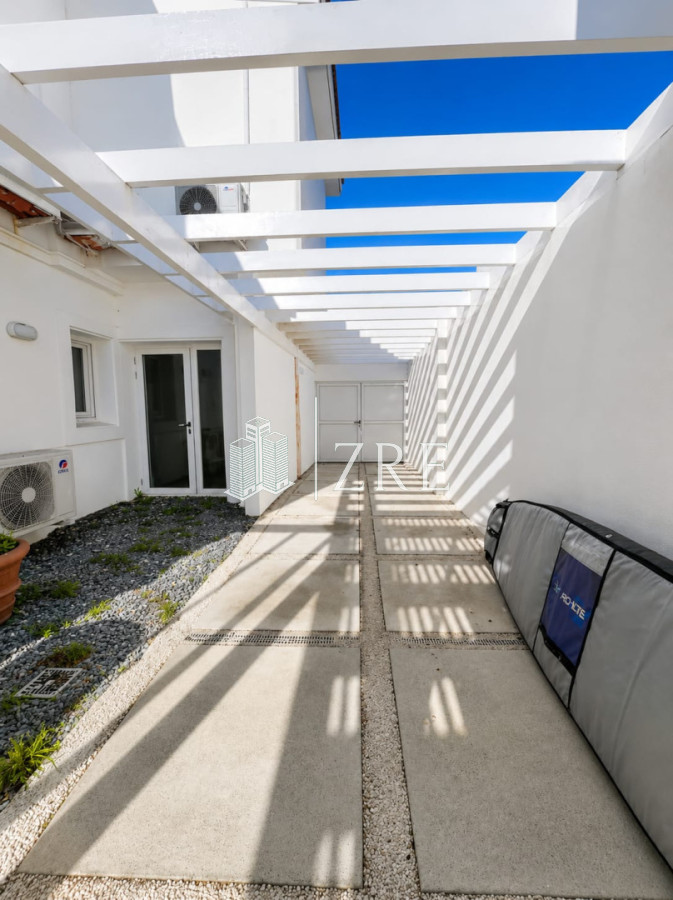 Casa ID.1134 - GRAN CASA EN VENTA, PRIMERA LÍNEA