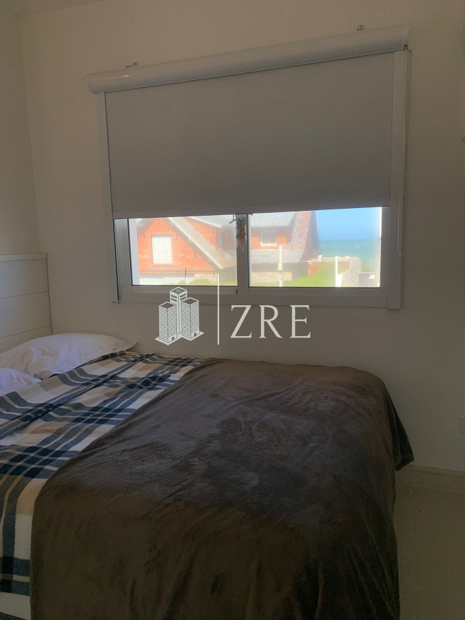 Casa ID.1134 - GRAN CASA EN VENTA, PRIMERA LÍNEA