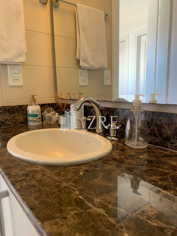 Casa ID.1134 - GRAN CASA EN VENTA, PRIMERA LÍNEA