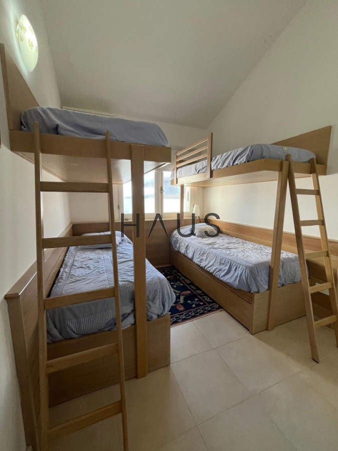 Casa ID.868 - CASA EN VENTA, PRIMERA LÍNEA PUNTA DEL ESTE